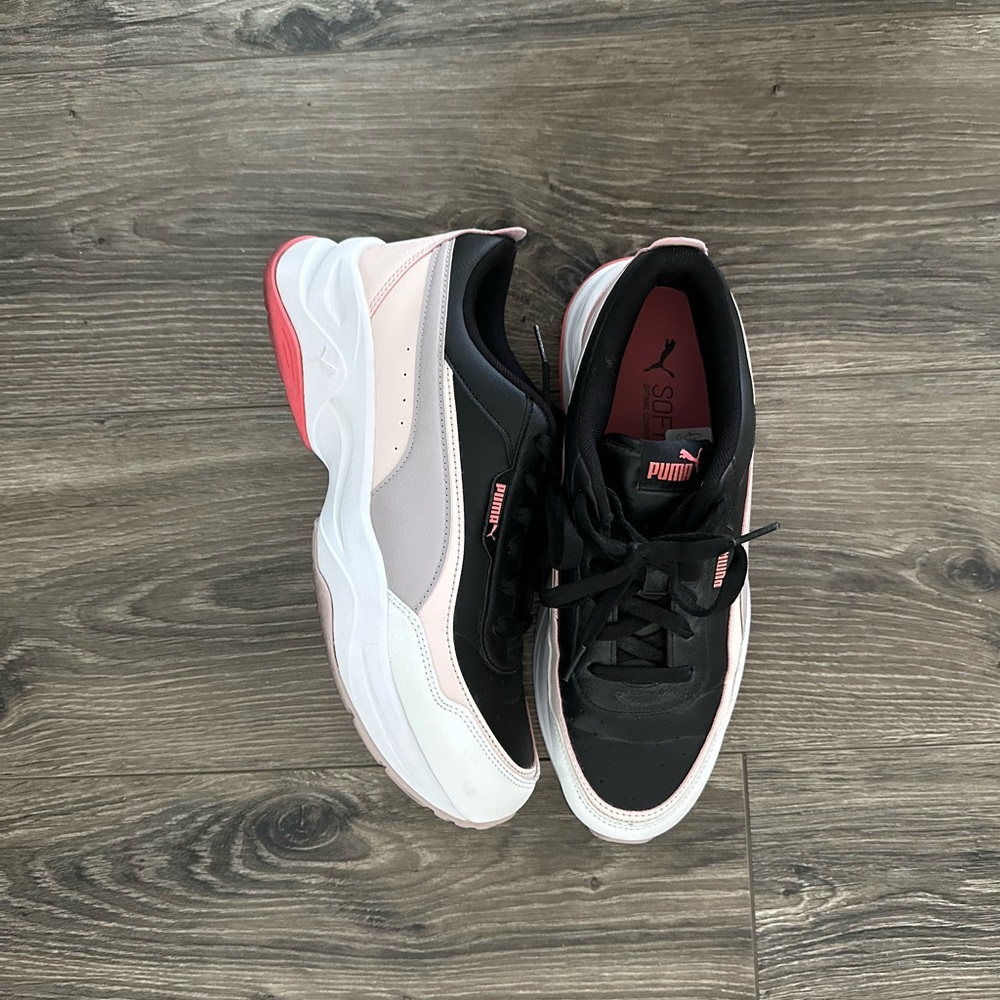 Puma Cillia Chunky Sneakers in Black & Pink